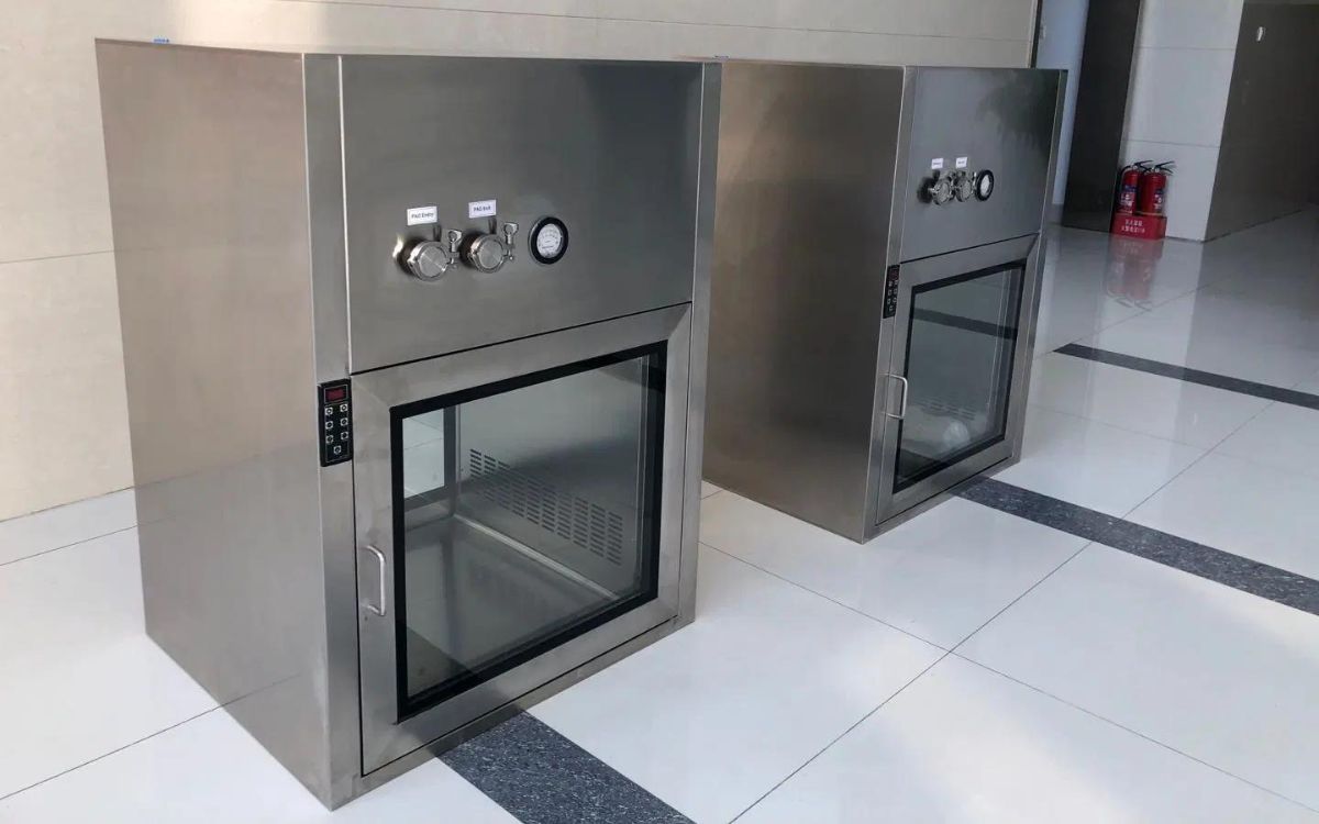 Quy trình vệ sinh và bảo trì Pass Box định kỳ