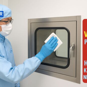 Vệ sinh pass box bằng hóa chất nào để đảm bảo hiệu quả thiết bị phòng sạch?