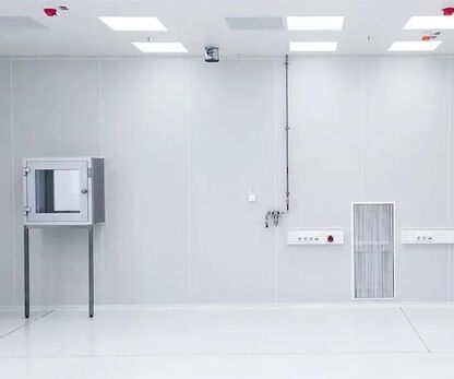 Xử lý pass box khi gặp sự cố điện trong hệ thống thiết bị phòng sạch