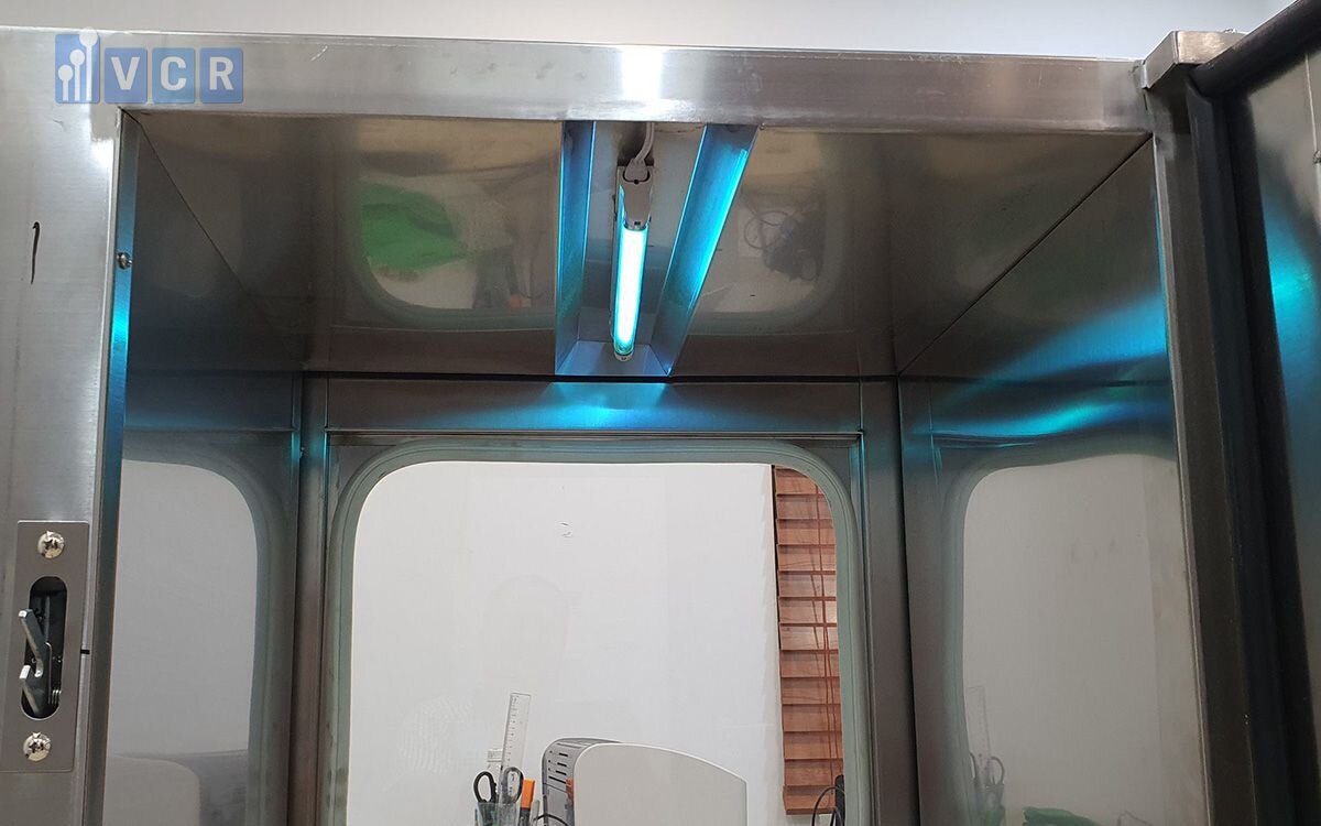 Đèn diệt khuẩn pass box