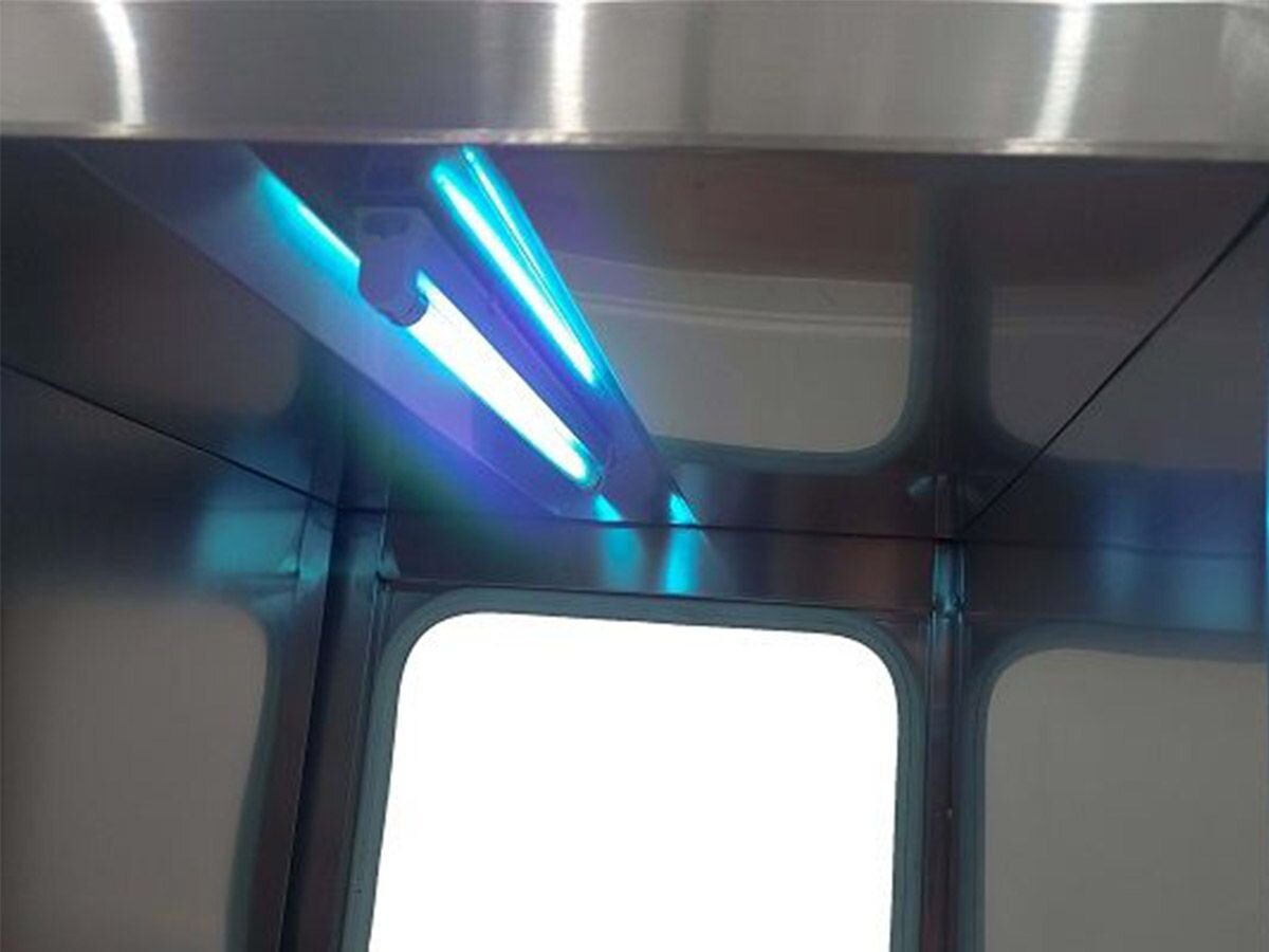 Đền UV trong pass box