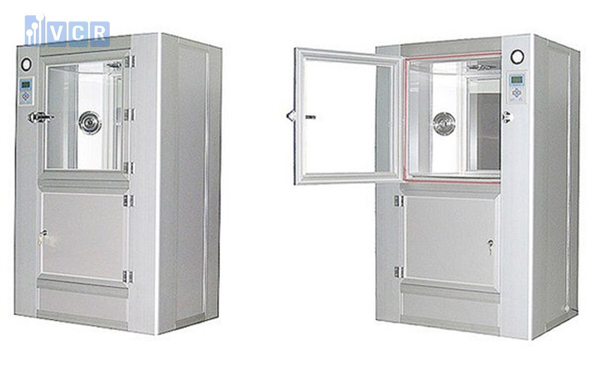 pass box with air shower